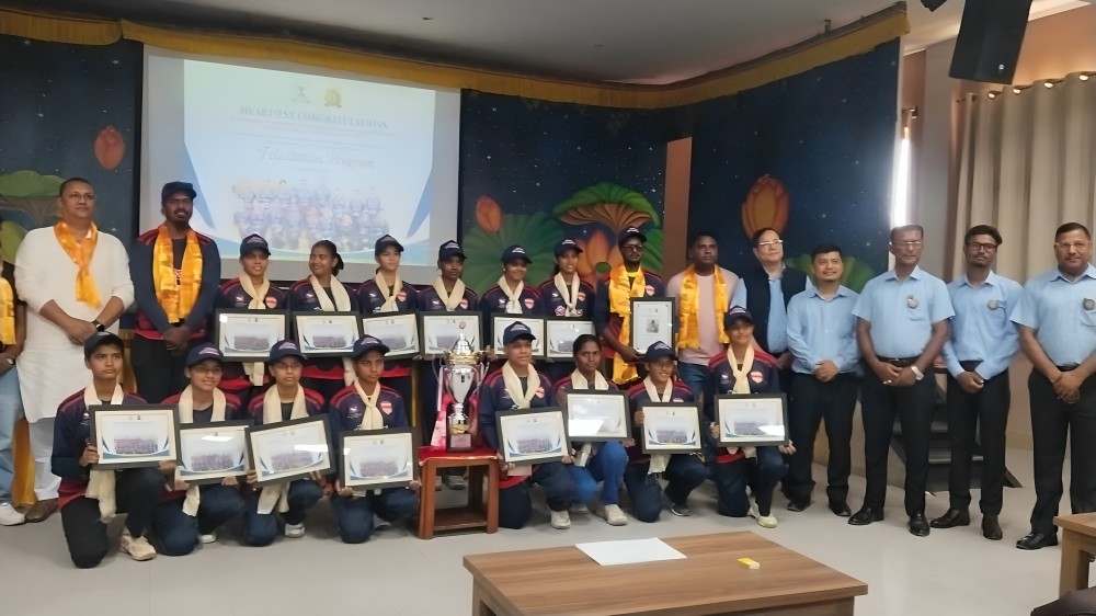 मधेश महिला क्रिकेट लिग विजेता खेलाडी विद्यार्थीलाई गौतम स्कुलद्वारा सम्मान