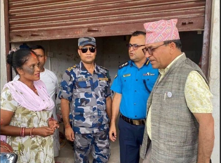 रौतहटमा ग्याँसको आपूर्ति अवस्था बुझ्न प्रशासनको आकस्मिक छड्के अनुगमन
