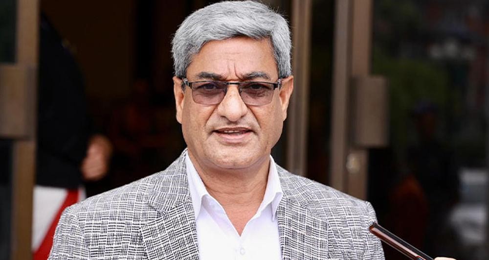 पूर्वगृहमन्त्री रमेश लेखक पक्राउ परेपछि नेपाली कांग्रेसले बोलायो आकस्मिक बैठक