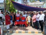 वीरगंजमा गर्मी बढ्यो,घण्टाघरमा चिसो पानी वितरण