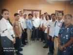 कैलाली भन्सार प्रमुख  माथि भएको आक्रमणको बिरोधमा  प्रर्दशन,वीरगंज भन्सार एजेन्टका कर्मचारीले कालोपट्टी बाँधेर गरे  तिन घण्टा पेनडाउन 