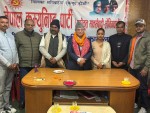 एमाले उपाध्यक्ष रामबहादुर थापा ‘बादल’लाई वीरगञ्ज नगर कमिटी कार्यालयमा भव्य स्वागत