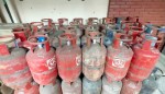 रेडिसन होटलमा वाणिज्य विभागको छापा:   १८४ सिलिन्डर ग्यास लुकाएर राखेको भेटियो