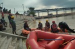 सप्तकोशीमा बेपत्ता गोताखोरको खोजी जारी, एकजना सशस्त्र प्रहरीको शव भेटियो