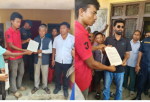 मानव अधिकार र संवैधानिक संरक्षणको माग गर्दै सखुवा प्रसौनीका बासिन्दाहरुले पालिका प्रमुख यादव र वडा अध्यक्षलाई ज्ञापन पत्र बुझाए 