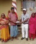 बृजेश्वर प्रसाद चौधरीद्वारा भजन–कीर्तन मण्डलीलाई ८ हजार रुपैयाँ सहयोग