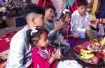 दसैँको टीका चौथो दिन पनि जारी, मान्यजनबाट आशीर्वाद थाप्ने क्रम निरन्तर