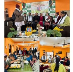 शैक्षिक सहिद मुकुन्द प्रसाद खनाल स्मृति प्रतिष्ठानद्वारा मानवसेवा आश्रममा खाना खुवाउने एवं सम्मान कार्यक्रम सम्पन्न 