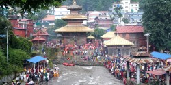 कुशे औँसीमा गोकर्णेश्वरमा बिहानैदेखि श्रद्धालुको घुइँचो