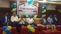 लायन श्याम गुप्ताले लायन रमेश्वरप्रसाद गुप्ता लाई कार्यभार हस्तान्तरण गरे