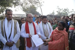 रिङ्कु सदाको घरमा प्रचण्डः न्याय दिलाउन सहयोग गर्छौं