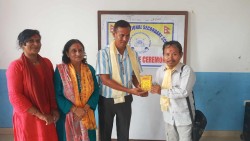 सिद्धार्थ नेशनल माध्यमिक बिधालयका विद्यार्थीहरुको ब्याच वितरण तथा हेडगलहेडबइहरुको शपथ ग्रहण कार्यक्रम सम्पन्न