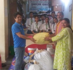 कंचनजंघा स्कुल द्वारा वीरगन्ज कपडा बैंकलाई कपडा एवं नगद सहयोग हस्तान्तरण