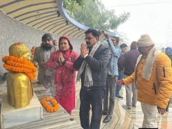 शहिद दिवसको अवसरमा राम नरेश यादवद्वारा वीर शहीदप्रति श्रद्धाञ्जली