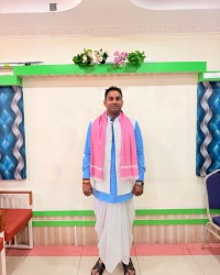 सांसद कानुले भोजपुरीमा शपथ, मधेसको मौलिक पहिरनमा संसद प्रवेश