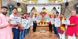 गहवामाई मन्दिर परिसरबाट ‘देश मधेश’ साप्ताहिकको बिमोचन,चौधरीले भने– ‘समाजको विकृति र बेथितिविरुद्ध कलम चलोस्’