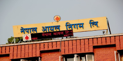 खरिद मूल्य बढे पनि पेट्रोलियम पदार्थको भाउ नबढाउने आयल निगमको निर्णय