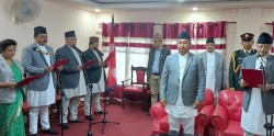 बागमतीमा ४ मन्त्रीले लिए शपथ 