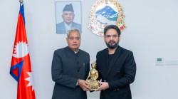 प्रधानमन्त्री बालेनसँग भारतीय राजदूत श्रीवास्तवको बिदाइ भेट