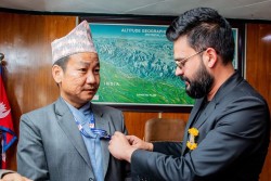 हर्क साम्पाङले मागे प्रधानमन्त्रीको राजीनामा