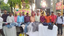 घण्टाघरमा कपडा बैंकको विशेष कार्यक्रम, असहायलाई निःशुल्क कपडा वितरण