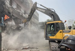 गण्डक नहर किनाराको अतिक्रमण हटाइँदै, २६ किलोमिटर क्षेत्रमा बनेका संरचना भत्काइने