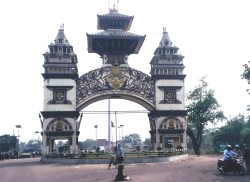 वीरगञ्ज नाकाबाट ११ अर्ब रुपैयाँ बराबरको खाद्यान्न आयात