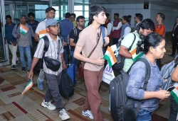 इरानबाट दुई सय ८२ भारतीय स्वदेश फर्किए 