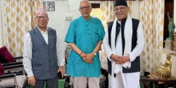 कोइराला निवासमा प्रचण्ड, माधव नेपाल र शेखरको भेट