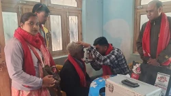 पोखरिया–५ मा निःशुल्क आँखा जाँच शिविरमा ५७ जनामा मोतियाबिन्दु पहिचान