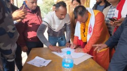 “पुराना होइन, नयाँ रोजौँ – क्षेत्रलाई विकासमुखीमा परिवर्तन गरौँ”नारा सहित पर्सा–३ मा पाण्डेको मनोनयन दर्ता