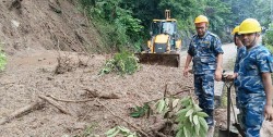 इलाममा हालसम्मकै ठूलो मानवीय क्षति, पहिरोमा २८ जनाको मृत्यु