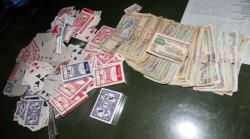 डेढ लाख भन्दा बढी रूपैयाँसहित कैलालीमा जुवा खेलिरहेका सात जना पक्राउ       