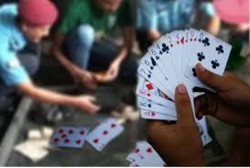 जुवातास खेलिरहेको अवस्थामा ९ जना पुलिसको नियन्त्रणमा 