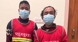 निर्दयी ढंगले ६ वटा कुकुर मारेर नदीमा बगाएको आरोपमा दुई जना पक्राउ