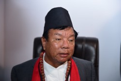 मन्त्री पुन : कुहिएको नेताहरू हटाए बिना परिवर्तन असम्भव