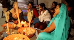 मिथिलाञ्चलका चेलीबेटीमा सामा चकेवाको रौनक