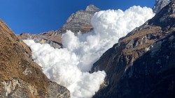 मनास्लु हिमपहिरोमा नेपाली गाइडसहित दुई जनाको मृत्यु, शव काठमाडौं ल्याइयो