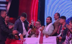 ‘द भ्वाइस अफ नेपाल’को छैटौँ सिजनको उपाधि प्रशेष पाण्डेलाई