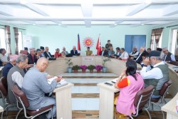 एमाले पोलिटब्यूरो बैठकको दोस्रो दिन : नेताहरूले धारणा राख्ने क्रम जारी