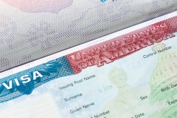 अमेरिकामा नेपाली विद्यार्थीहरूको भिसा प्राप्ति घट्यो: कडाइ र सामाजिक सञ्जालको प्रभाव