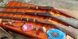 मोरङबाट तीन नाल बन्दुकसहित दुई जना पक्राउ