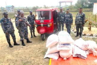 सर्लाहीमा भन्सार छलीको सामानसहित अटो नियन्त्रणमा