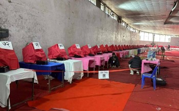 प्राविधिक समस्याका कारण एमालेको मतदान स्थगित, भोलि बिहान८ बजेदेखि हुने