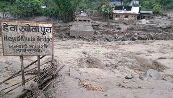मन्त्री खड्काको पहलमा हेवा खोलामा बेलिब्रिज बन्ने, पाँचखपन–चैनपुर आवागमन अब सहज हुने