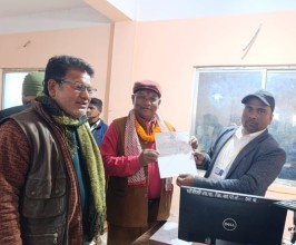 पर्सा–४ बाट नेकपाका जयप्रकाश थारु प्रतिनिधिसभा निर्वाचनमा उम्मेदवारी दर्ता