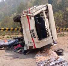 भारतीय तीर्थयात्री बोकेको जिप दुर्घटना : एकको मृत्यु, २१ जना घाइते