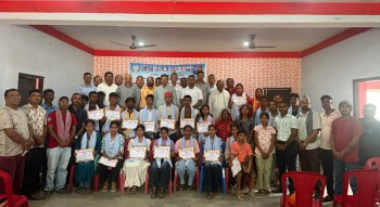 बाराको बहुअरी टोलमा एसईई उत्तीर्ण २५ विद्यार्थी सम्मानित