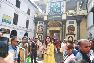 शिल्पा शेट्टीले गरिन् पशुपतिनाथको दर्शन