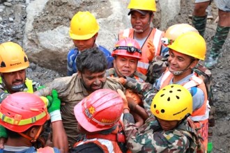 सुरुङबाट १० दिनपछि जीवितै उद्धार गरिएका साहको स्वास्थ्य अवस्था सामान्य